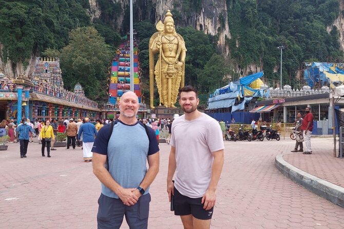 Batu Caves & Putrajaya City Tour - Perdana Putra: The Green Dome Hill and Prime Minister Office Area