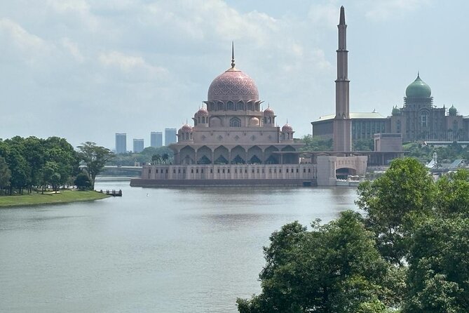 Batu Caves & Putrajaya City Tour - Moroccan Pavilion and Batik Chong: Ending With Craft and Diplomacy-Era Style