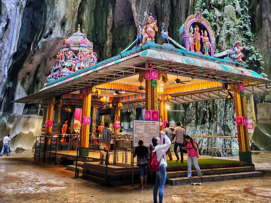Best of Kuala Lumpur Tour with KL Tower & Batu Caves - How This KL Day Tour Turns Stops Into a Story