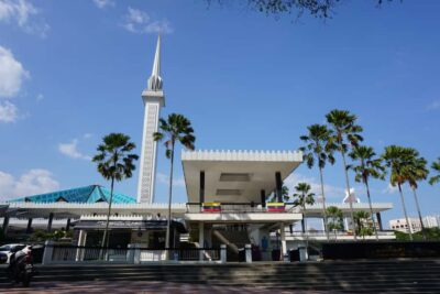 Best of Kuala Lumpur Tour with KL Tower & Batu Caves