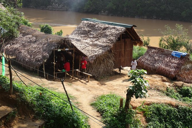 Day Tour Aborigine Village @ Rainforest Taman Negara + Batu Caves - The drive out of KL: long hours, but it is part of the experience