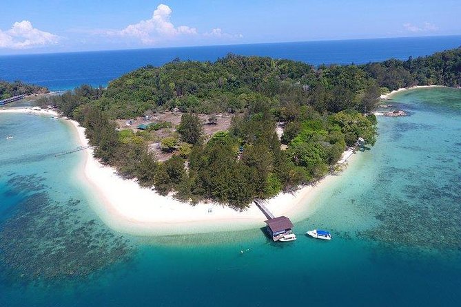 Dinawan Private Island Hopping by Speedboat from Kota Kinabalu Include Lunch - Dinawan island arrival: welcome drink, safety briefing, then snorkeling