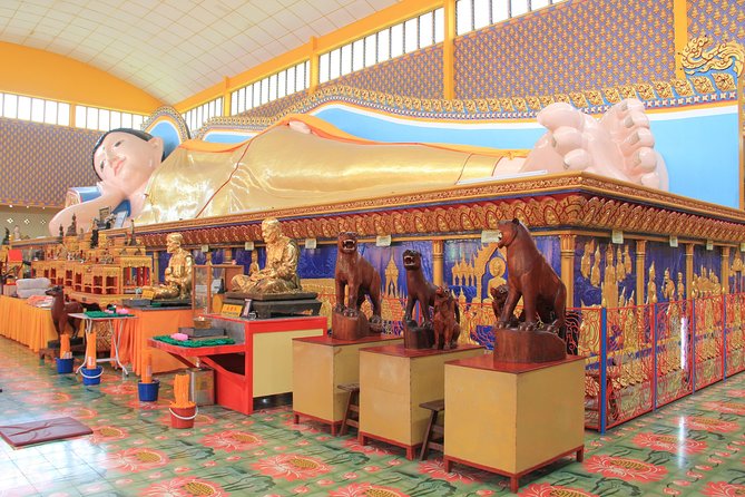 Discover Penang’s Rich Culture: Temple Visits & City Exploration - Wat Chayamangkalaram: the reclining Buddha stop you will remember