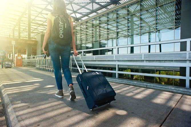 First Day : Arrival Transfer with Batu Caves Highlights Tour - Luggage rules and what to pack for an airport day
