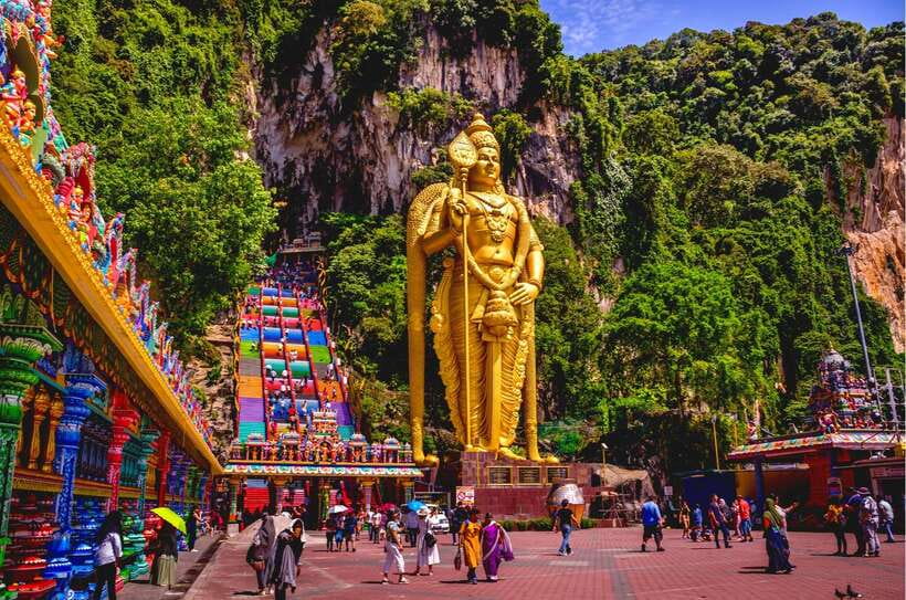 From Kuala Lumpur: Batu Caves Cultural Temple Tour - Getting picked up in Kuala Lumpur, then cruising through Brickfields and Little India