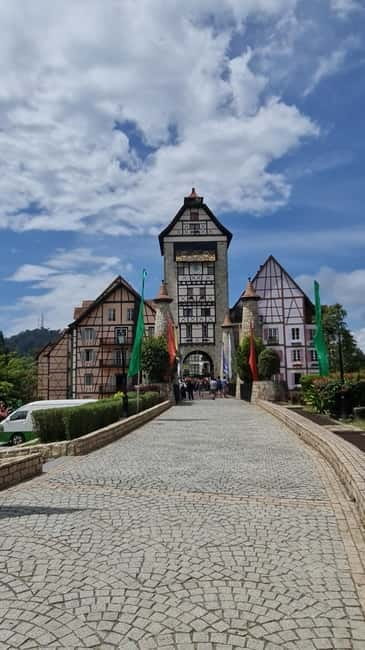 From Kuala Lumpur: Bukit Tinggi Private Day Trip - Free Time for Food, Pastries, Cheeses, and Boutiques