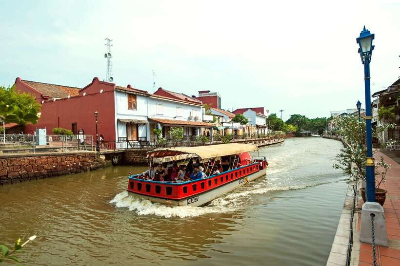 From Kuala Lumpur: Full-Day Historical Tour of Malacca - Pacing, Walking, and Timing, Including the KL Traffic Factor