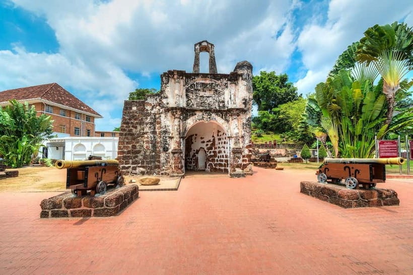 From Kuala Lumpur: Historical Private Malacca Day Tour - A Famosa and Porta de Santiago: the Portuguese fortress flavor