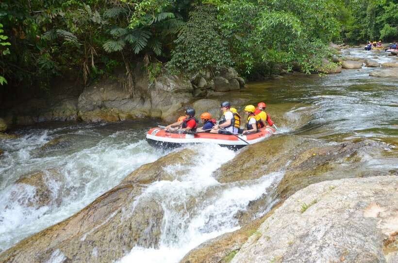 From Kuala Lumpur: Kampar River White Water Rafting - Getting to the river: pickup, van time, and where you’ll be dropped off