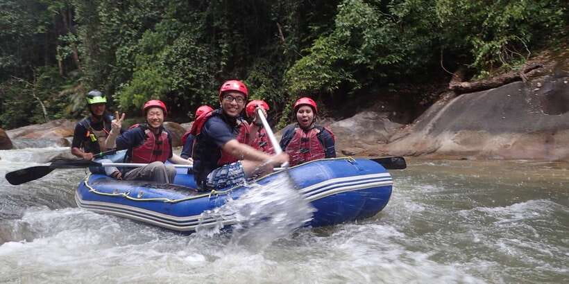 From Kuala Lumpur: Kampar River White Water Rafting - What to pack (and what’s not included)