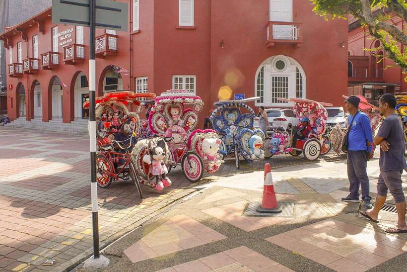 From Kuala Lumpur: Malacca Private Day Tour - Red/Dutch Square (Stadhyus) and the Porta de Santiago Area