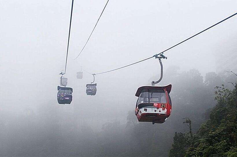 Genting Highlands Private Day Trip with Batu Caves - Chin Swee Caves Temple: Cool Down With a Calm Stop