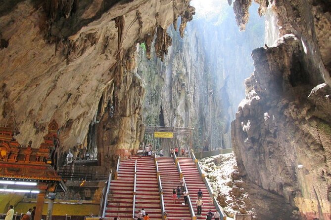 Half Day Cultural And Batu Caves Tour in Kuala Lumpur - Chinatown’s Petaling Street for food energy and shopping streets