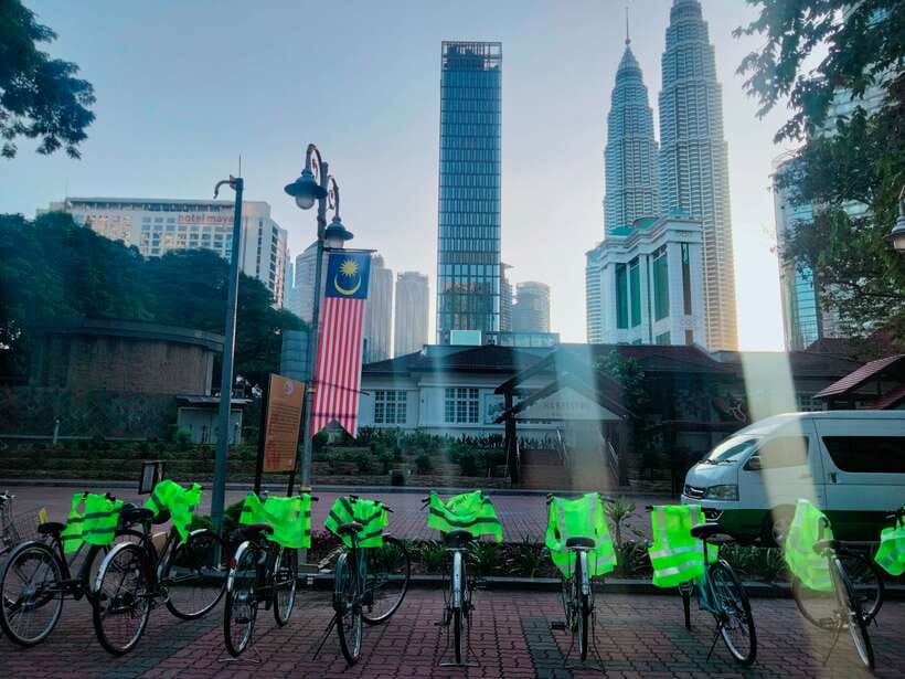 Hidden Kuala Lumpur: 4-Hour Bike Tour - Secret Morning Junk Market and Passageways You Would Skip on Your Own