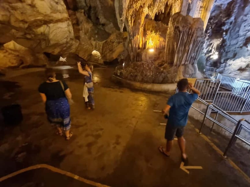 Ipoh Cave Temples Tours - The Tour Pace: Why the Guide Matters as Much as the Sights