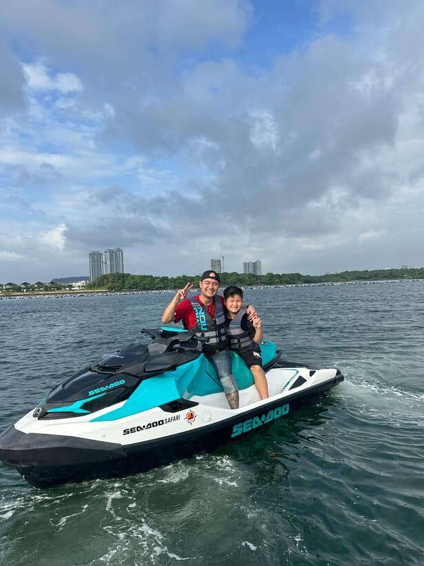 Johor Bahru : Seadoo JetSki 30mins Self Ride Tour (Double) - Price and value: $93 for up to two riders in a tight schedule