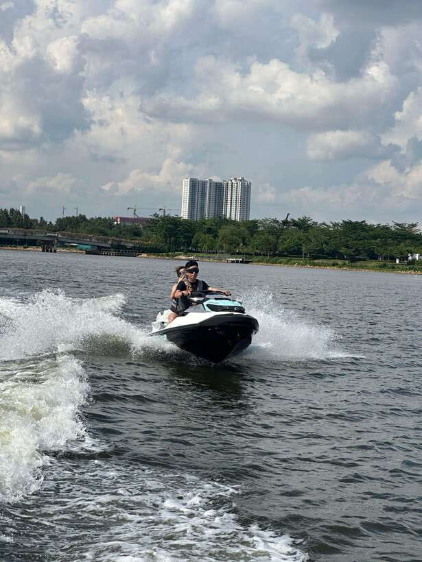 Johor Bahru : Seadoo JetSki 30mins Self Ride Tour (Double) - Who should book this Johor Bahru SEA-DOO self-ride, and who should skip