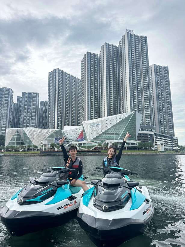 Johor Bahru : Seadoo JetSki 30mins Self Ride Tour(Single) - Senibong Cove Marina: how the experience starts