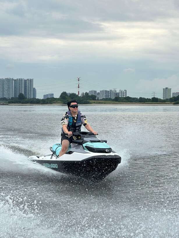 Johor Bahru : Seadoo JetSki 30mins Self Ride Tour(Single) - Small group energy: why a 6-person max matters