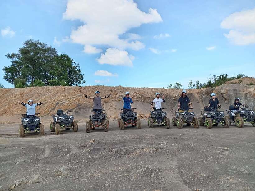 Kiulu River: River Rafting + ATV Shared Group Day Trip - ATV ride through Kiulu hills: about 110 minutes of tracks, mud, and helmet fit notes