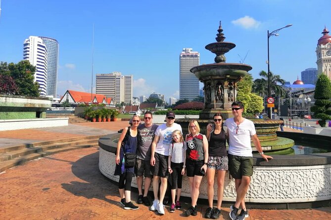 KL Butterfly Park Admission with Kuala Lumpur Famous Landmarks - Entering Kuala Lumpur Butterfly Park: The Walk You Actually Want to Take