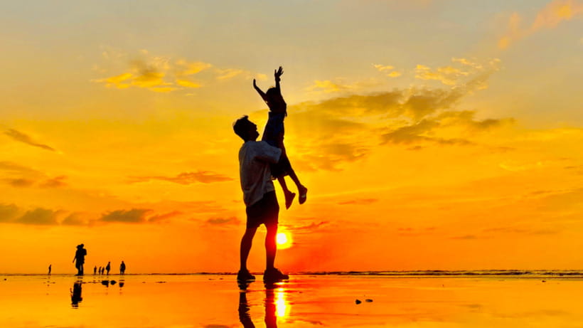 Kota Kinabalu : Fireflies & Sky Mirror Dream Beach Bongawan - Language, guide style, and what you can do to help the experience