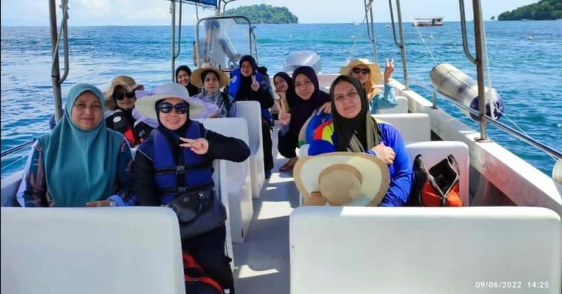 Kota Kinabalu Islands Hoping - Why Manukan and Mamutik Work for a half-day marine park escape