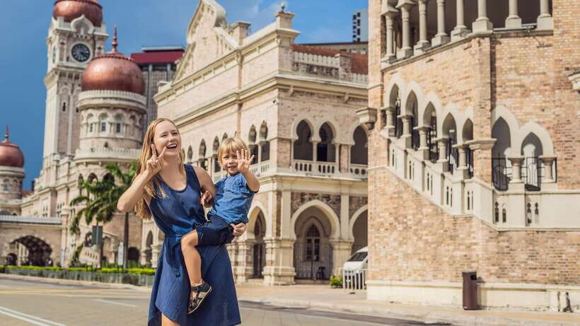 Kuala Lumpur 4-Hour Religious Harmony Tour - Batu Caves and the 272 steps: Hindu shrines, cave paintings, and monkey chaos