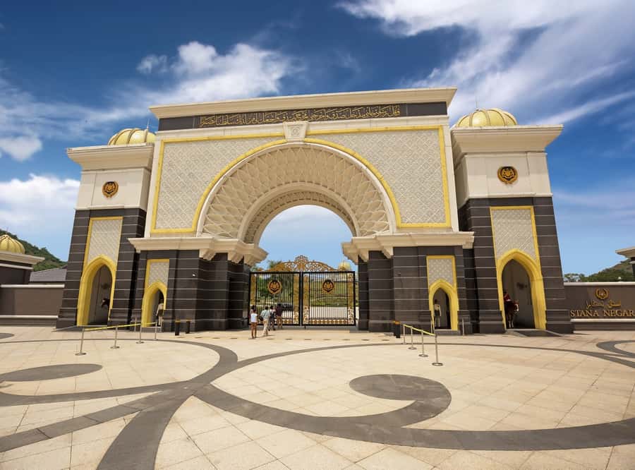 Kuala Lumpur: 4-Hour Tour & KL Towers Visit [Private] - National Museum and Lake Gardens drive-by: what you’ll notice later