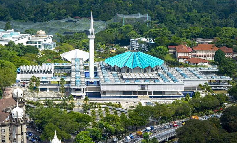 Kuala Lumpur: Batu Caves & Historic Buildings Tour - Key things to know before you go