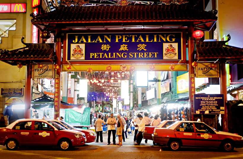 Kuala Lumpur by Night and Malaysian Food Tour - Why Kuala Lumpur at Night Is a Smart First-Evening Plan