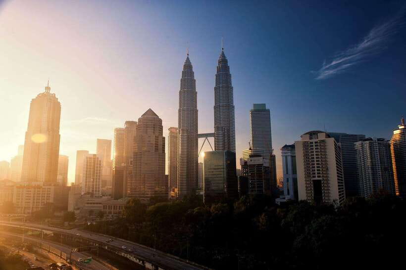 Kuala Lumpur: City Tour & Batu Caves Combo - Batu Caves: dress code, 272 steps, and the view worth the heat