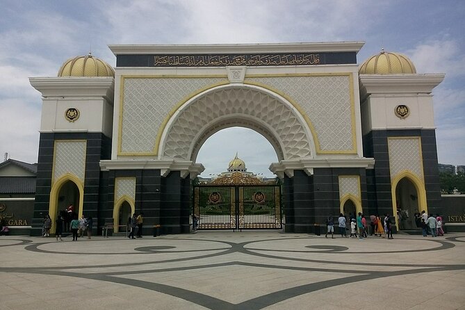 Kuala Lumpur City Tour Full Day 8 hours - Batu Caves: the easiest must-do, with a free ticket and big effort