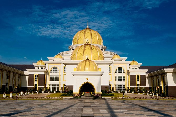 Kuala Lumpur City Tour - Half Day - Harriston Chocolate and Malaysia Tourism Centre: A Practical Reset