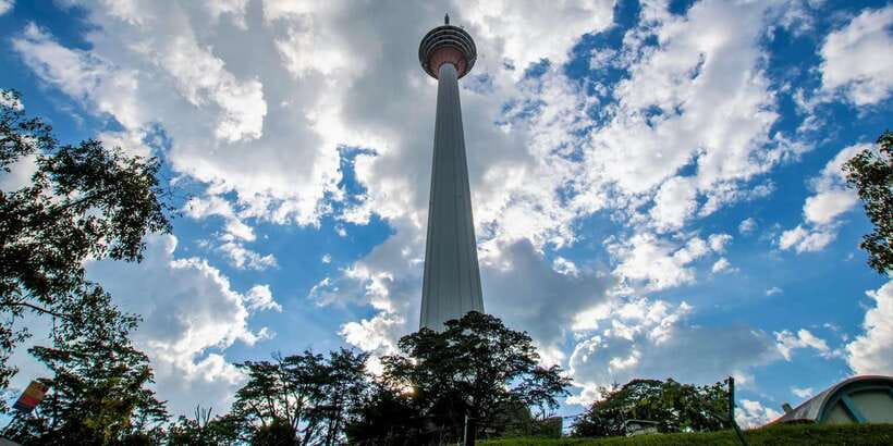 Kuala Lumpur City Tour with KL Tower Ticket - Petronas Twin Towers Photo Time, Then KL Tower for the Real Finish