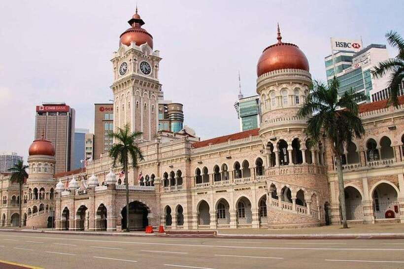 Kuala Lumpur: Full-Day Private City Highlights Tour - Kuala Lumpur Railway Station and Abdul Samad Building: the colonial-meets-tropical vibe