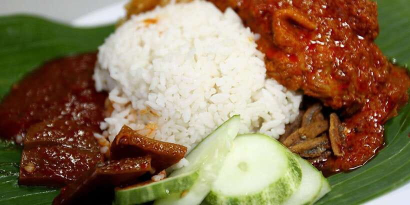 Kuala Lumpur: Half Day Local Food Walking Tour - Price and value: is $60 fair for a 4-hour KL food walk?