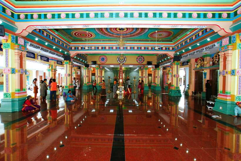 Kuala Lumpur Heritage 4-Hour Walking Tour - Chinatown on foot: stories of early Chinese and Indian settlers