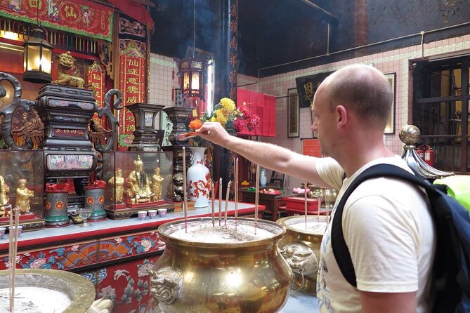 Kuala Lumpur Heritage Walk - Chinatown and the wet market: food that comes with local context