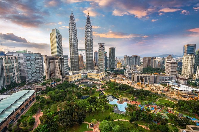 Kuala Lumpur Highlights Tour from Port Klang Cruise Terminal - Meeting the guide at the Port Klang Cruise Terminal without stress