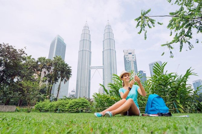️ Kuala Lumpur Instagram Tour: Most Famous Spots (Private & All-Inclusive) - Batu Caves: When the Stair Walk Becomes the Main Event