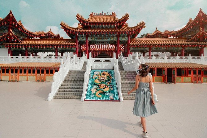 ️ Kuala Lumpur Instagram Tour: Most Famous Spots (Private & All-Inclusive) - National Mosque and Merdeka Square: A Strong Start for Photos and Context