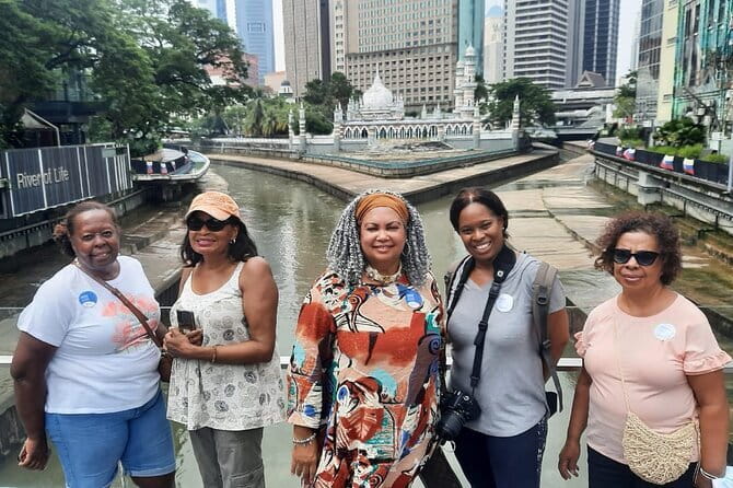 Kuala Lumpur International Airport Layover Tour - From KLIA1 or KLIA2 to Kuala Lumpur, the first time check you should make