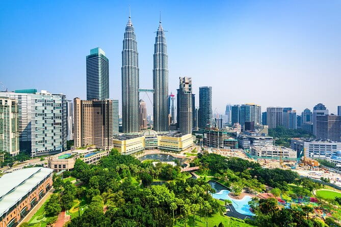 Kuala Lumpur Malacca River Cruise and Historical Tour with Lunch - Portuguese A Famosa and Dutch Church Area: Where Power Leaves Traces