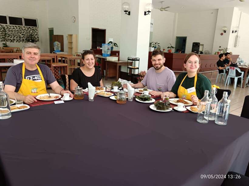 Kuala Lumpur: Malaysian Cooking Class with Market Tour - TTDI Wet Market at 8:30 AM, where you start with ingredients that matter