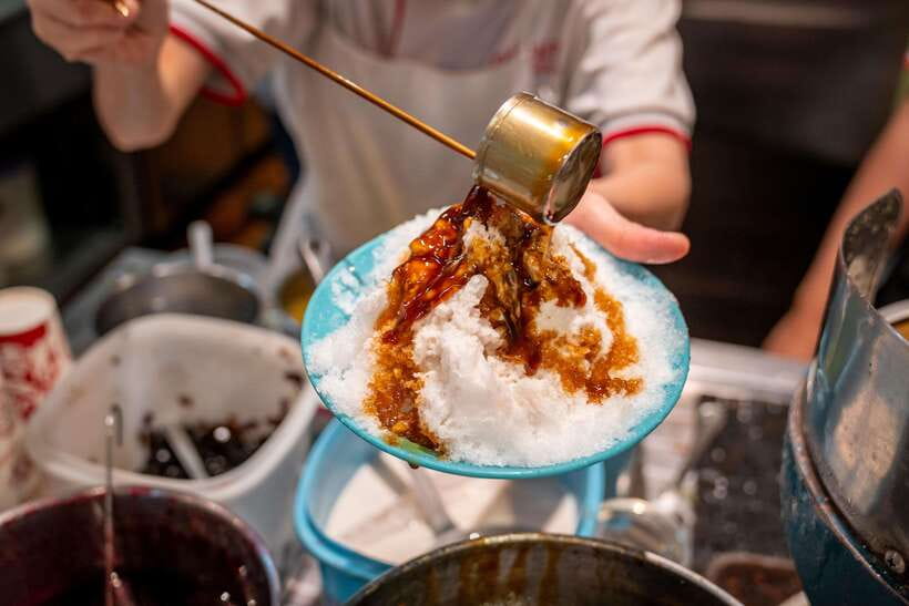 Kuala Lumpur: Nightlife Street Food Tour with 6 Tastings - Key things to look for