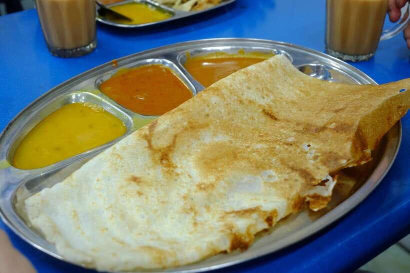 Kuala Lumpur: Nightlife Street Food Tour with 6 Tastings - A 4-hour night plan that lets Kuala Lumpur taste like one city