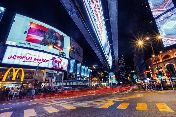 Kuala Lumpur: Nightlife Walking Tour with Local Guide - Key highlights at a glance