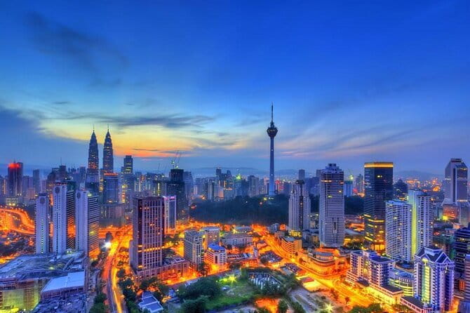 Kuala Lumpur: Nightlife Walking Tour with Local Guide - UR-MU Urban Museum: contemporary art without the heavy commitment