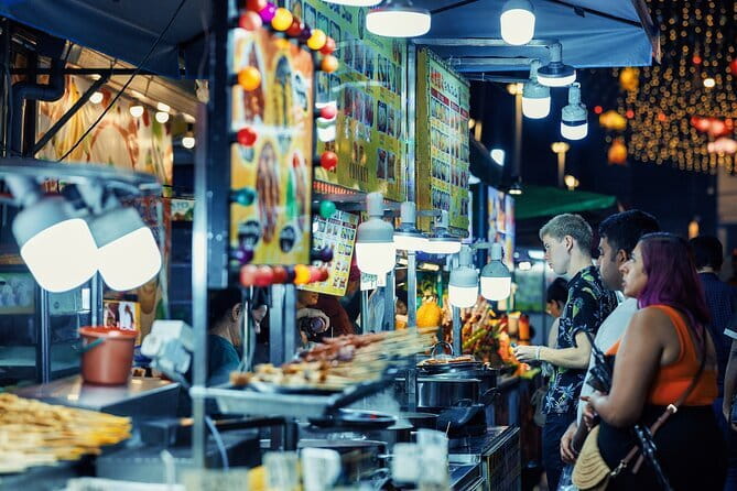 Kuala Lumpur: Nightlife Walking Tour with Local Guide - Price and value: what $25 gets you (and what it does not)